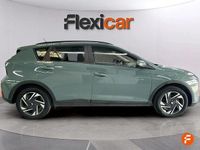 Usado Hyundai Bayon 100 CV (73 kW) 2022 Verde SUV