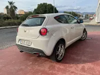 Usado Alfa Romeo MiTo Distinctive 95 CV (69 kW) 2012 Blanco Utilitario