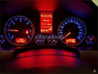 Usado VW Touareg R 174 CV (127 kW) 2007 Gris / plata SUV