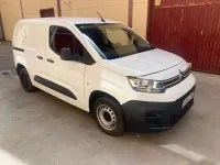 Usado Citroën Berlingo 102 CV (75 kW) 2022 Blanco Monovolumen