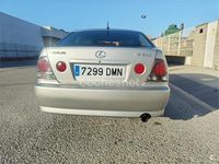Usado Lexus IS200 155 CV (114 kW) 2005 Gris / plata Berlina