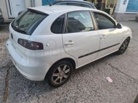 Usado Seat Ibiza Reference 100 CV (73 kW) 2007 Blanco Utilitario