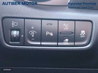 Usado Hyundai Kona Style 150 kW (204 CV) 2022 Sunset red SUV