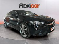 Usado Mercedes CLA220 Shooting Brake 190 CV (139 kW) 2021 Negro Familiar
