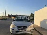 Usado Hyundai Accent 81 CV (59 kW) 2005 Gris / plata Berlina