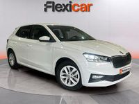 Usado Skoda Fabia Selection 95 CV (69 kW) 2024 Blanco Utilitario