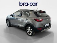 Usado Kia Stonic 84 CV (61 kW) 2023 Gris SUV