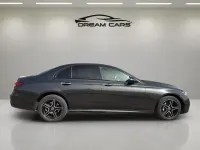 Usado Mercedes E300 258 CV (189 kW) 2022 Gris Familiar