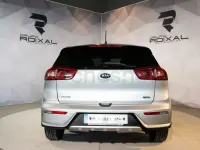 Usado Kia Niro 141 CV (103 kW) 2018 Gris / plata SUV