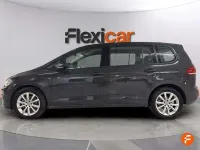 Usado VW Touran Business 116 CV (85 kW) 2018 Gris Monovolumen