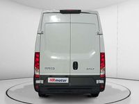 Usado Iveco Daily 137 CV (100 kW) 2022 Blanco Van