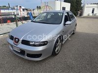 Usado Seat Leon Sport 150 CV (110 kW) 2003 Gris / plata Berlina