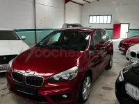 Usado BMW 225 Active Tourer iPerformance 224 CV (164 kW) 2017 Granate Monovolumen