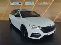 Usado Skoda Octavia RS 200 CV (147 kW) 2022 Blanco Familiar