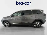 Usado Peugeot 5008 Allure 130 CV (95 kW) 2023 Gris SUV