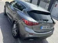 Usado Infiniti Q30 Sport Tech 170 CV (125 kW) 2017 Gris / plata Berlina