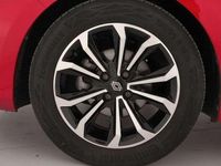 Usado Renault Clio V Techno 91 CV (66 kW) 2023 Rojo Utilitario