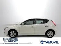 Begagnad Hyundai i30 Classic 109 HK (80 kW) 2011 Vit Sedan