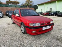 Usado Nissan Sunny 142 CV (104 kW) 1992 Granate Berlina