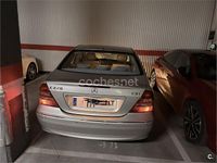 Usado Mercedes C220 Avantgarde 143 CV (105 kW) 2003 Gris / plata Berlina