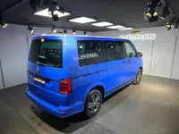 Usado VW Multivan 114 CV (83 kW) 2018 Azul Monovolumen