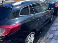 Usado Renault Mégane GrandTour Business 110 CV (80 kW) 2014 Negro Familiar