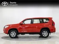 Usado Toyota Land Cruiser 177 CV (130 kW) 2020 Rojo