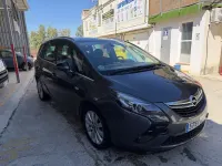 Usado Opel Zafira Tourer Selective 131 CV (96 kW) 2013 Gris Monovolumen