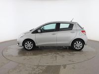 Usado Toyota Yaris Active 70 CV (51 kW) 2014 Plata Berlina