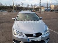 Usado Seat Leon Style 110 CV (80 kW) 2018 Gris / plata Berlina
