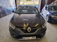 Usado Renault Mégane III Business 90 CV (66 kW) 2016 Gris / plata Berlina