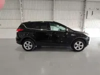 Usado Ford Kuga Trend 120 CV (88 kW) 2015 Negro SUV