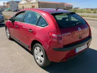 Usado Citroën C4 110 CV (80 kW) 2007 Rojo Berlina