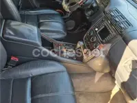 Usado Mercedes ML270 163 CV (119 kW) 2004 Negro SUV