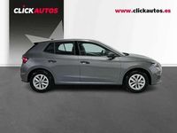 Usado Skoda Fabia Essence 95 CV (69 kW) 2025 Gris Utilitario