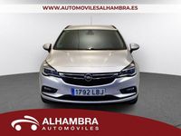 Usado Opel Astra Selective 110 CV (80 kW) 2019 Gris / plata Utilitario