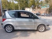 Usado Peugeot 1007 110 CV (80 kW) 2008 Gris / plata Monovolumen