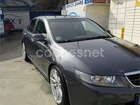 Usado Honda Accord Executive 140 CV (102 kW) 2004 Gris / plata Berlina