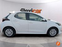Usado Toyota Yaris Hybrid Active 116 CV (85 kW) 2021 Blanco
