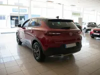 Usado Opel Grandland X Design & Tech 130 CV (95 kW) 2021 Rojo SUV