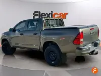 Usado Toyota HiLux 150 CV (110 kW) 2021 Verde Pickup/Camioneta