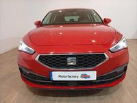 Usado Seat Leon Style 130 CV (95 kW) 2023 Rojo Berlina