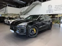 Nuevo Porsche Cayenne Turbo E-Hybrid 740 CV (544 kW) 2026 Negro SUV