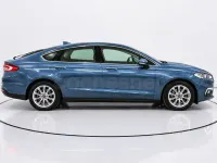 Usado Ford Mondeo Trend 120 CV (88 kW) 2021 Azul Berlina