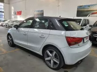 Usado Audi A1 Sportback Ambition 90 CV (66 kW) 2013 Blanco Utilitario