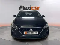 Usado Hyundai i30 GO! 95 CV (69 kW) 2017 Negro Berlina