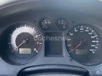 Usado Seat Cordoba Reference 75 CV (55 kW) 2005 Gris / plata Berlina