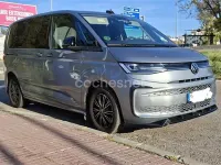 Usado VW Multivan Style 150 CV (110 kW) 2025 Gris / plata Monovolumen