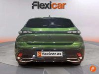 Usado Peugeot 308 SW Allure 131 CV (96 kW) 2022 Verde Familiar
