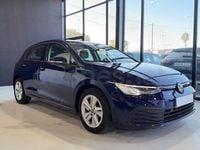 Usado VW Golf VIII 110 CV (80 kW) 2021 Azul Berlina